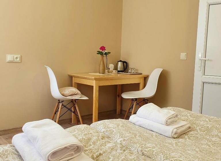 بنسيون Sunhome Stepanavan Guest House