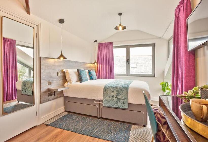 بنسيون The Apple Loft