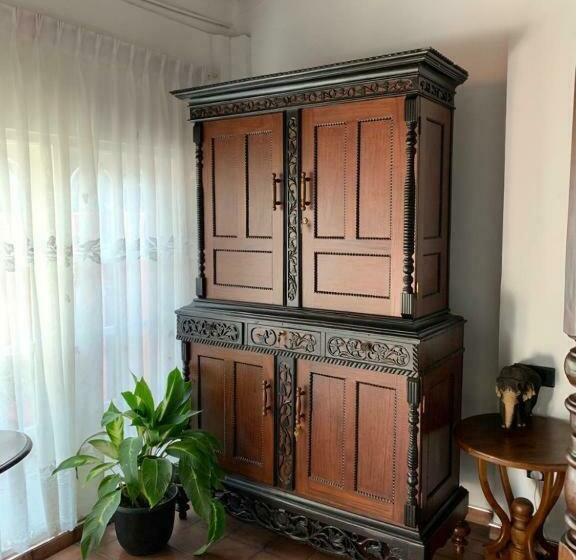 פנסיון Tropical Colonial Retreat Minutes From The Beach