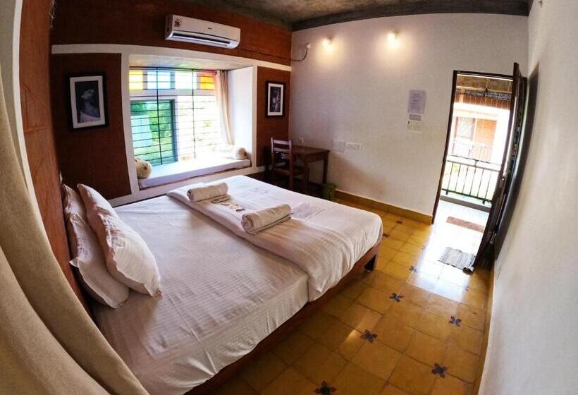 פנסיון Wow Farm House