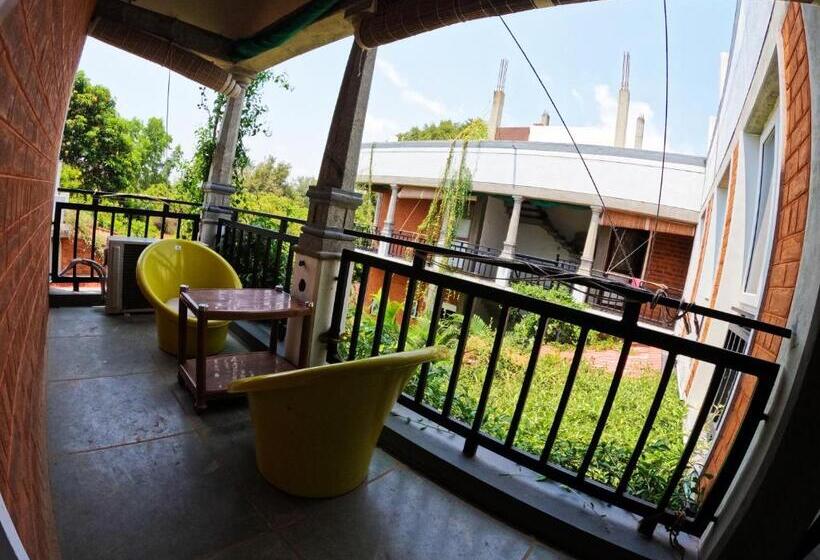 بنسيون Wow Farm House