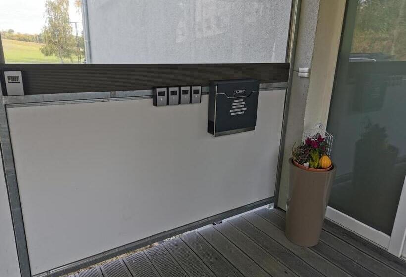 פנסיון Zimmervermietung Lindenberg