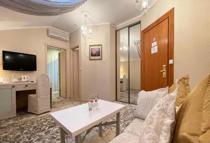 Penthouse Apartment In Hotel Eney