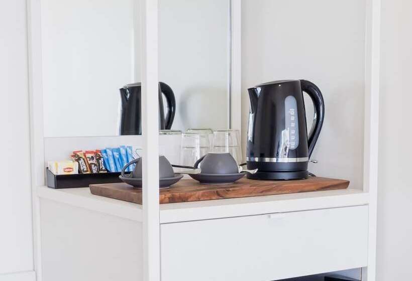 Port Broughton Hotel And Sunnyside Motel