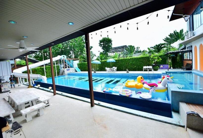 리조트 พาลาซิโอ เดอ ปราณี