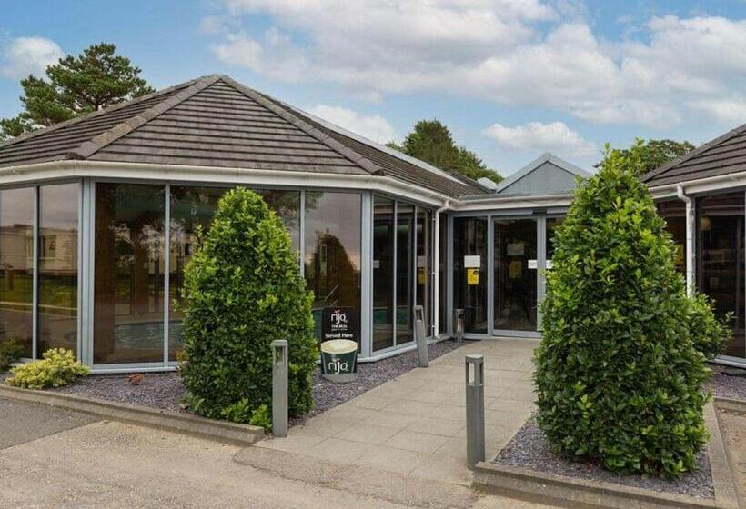 אתר נופש Croft Country Park