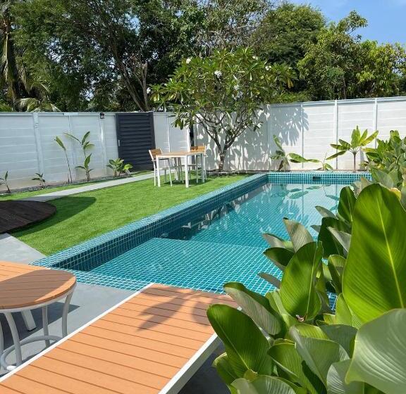 리조트 Found Mansion