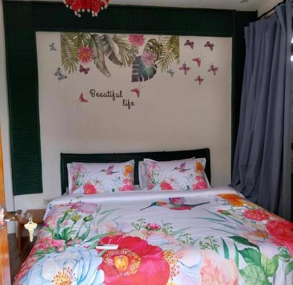 استراحتگاه Miley Lodging Restobar