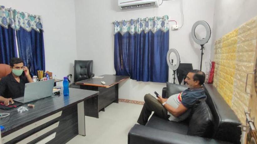 Spot On Hotel Online