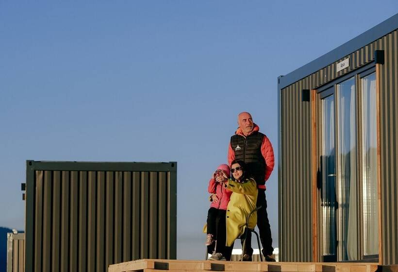 Ursa Mica Glamping Resort