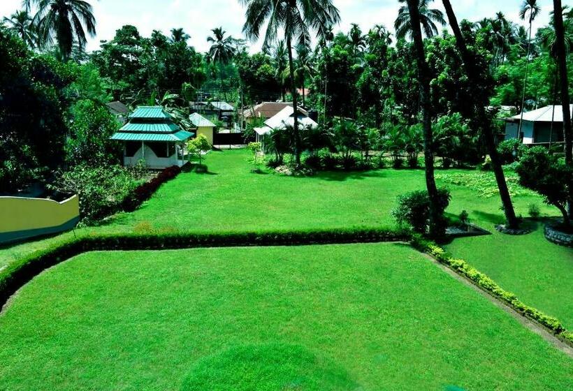 Vishal Hotel And Resorts