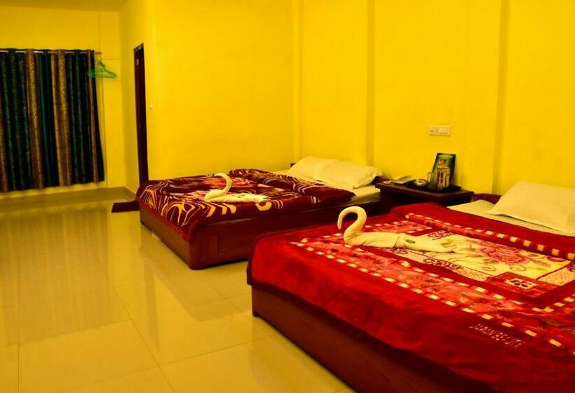 Vishal Hotel And Resorts