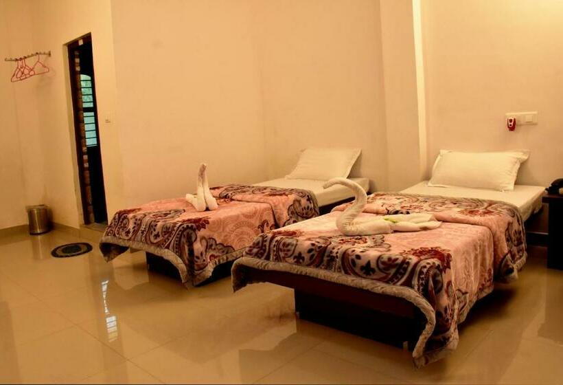 Vishal Hotel And Resorts