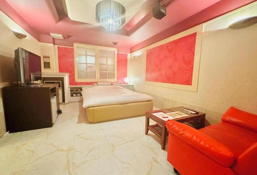 ホテル フェリエ Hotel For Adults