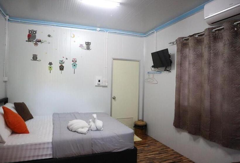 ユースホステル Baan Suchanuch