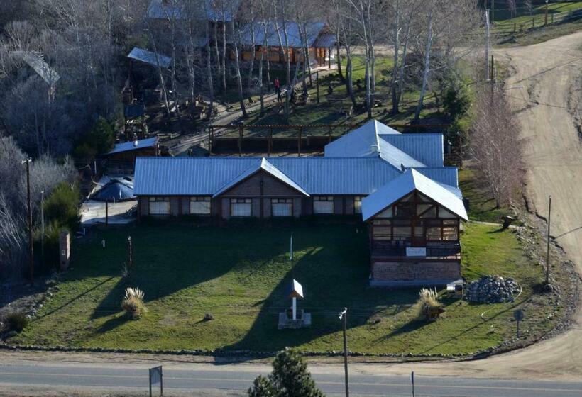 旅馆 El Hostal Del Rio