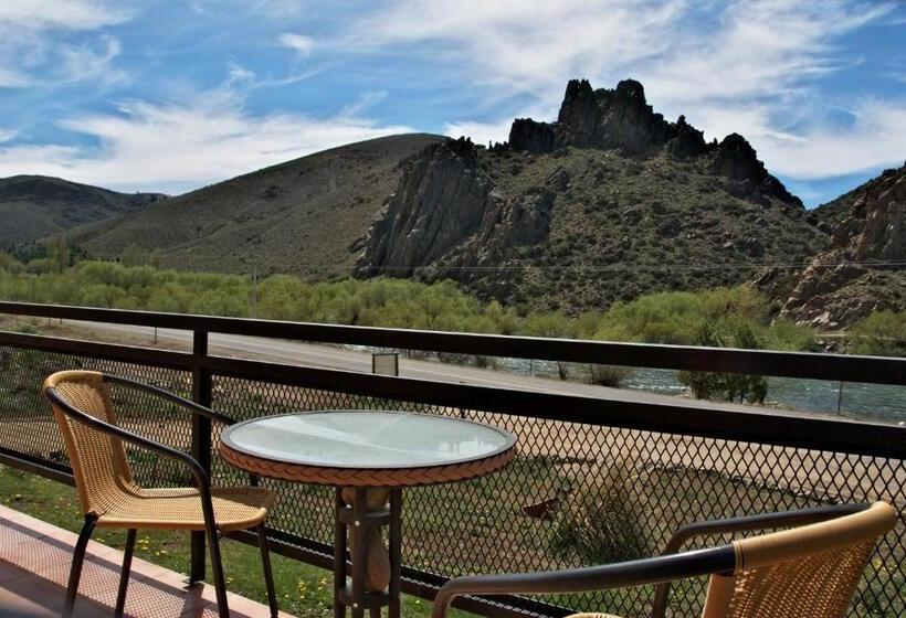 旅馆 El Hostal Del Rio