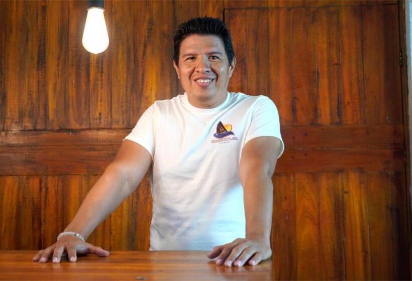 فندق صغير Estación Del Sol