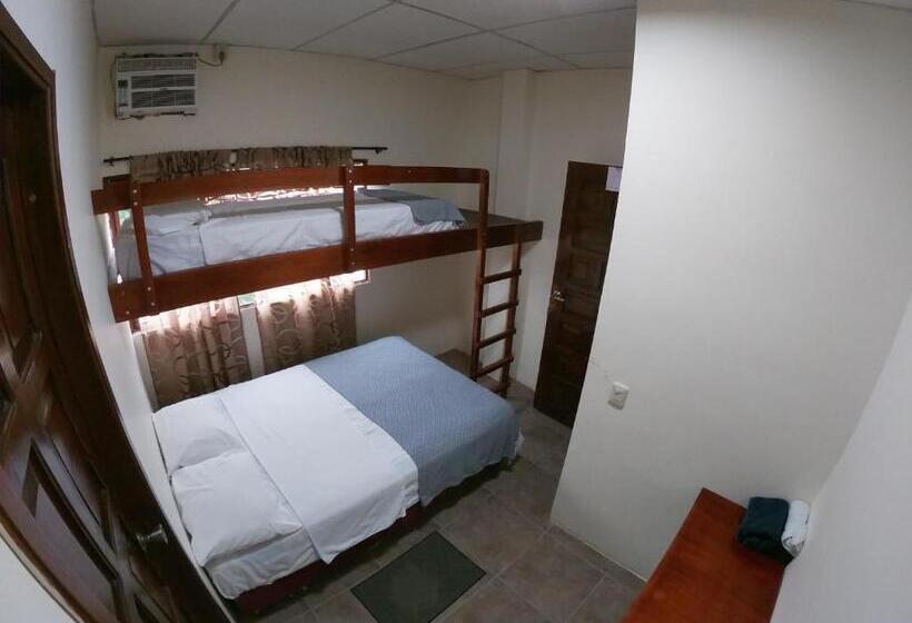 فندق صغير Estación Del Sol