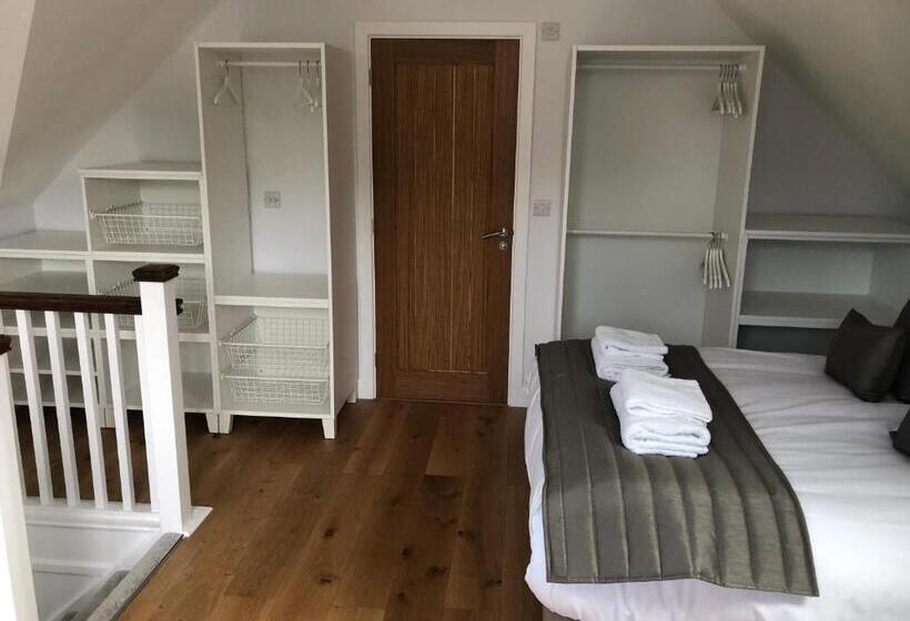 فندق صغير Hamilton Arms Suites