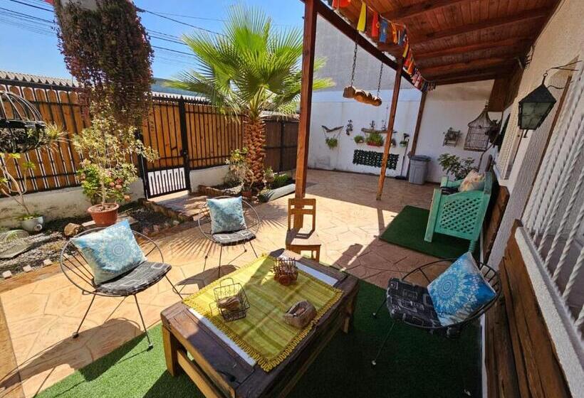 호스텔 Hostal Sol Y Luna