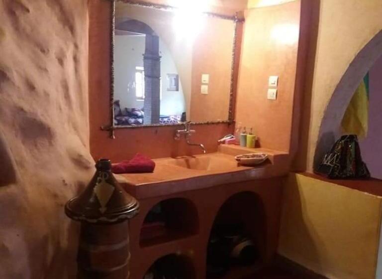 هاستل Kasbah Tinariwin