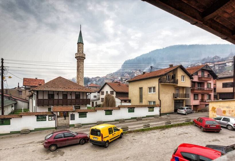 هاستل Kingdom Rooms Visoko