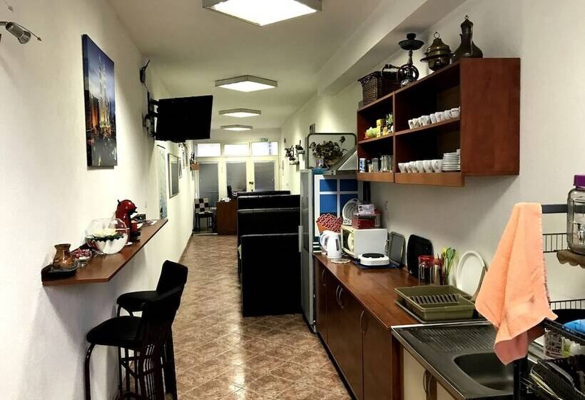 هاستل Kingdom Rooms Visoko