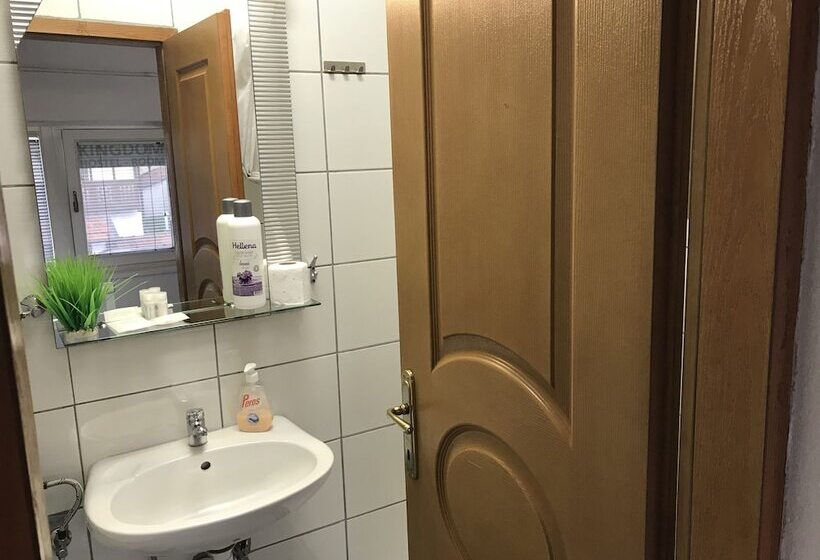 هاستل Kingdom Rooms Visoko