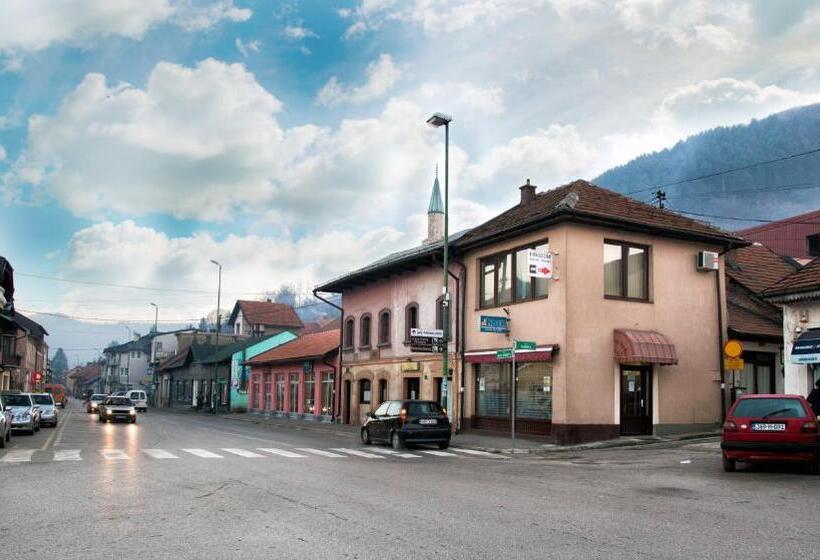 هاستل Kingdom Rooms Visoko