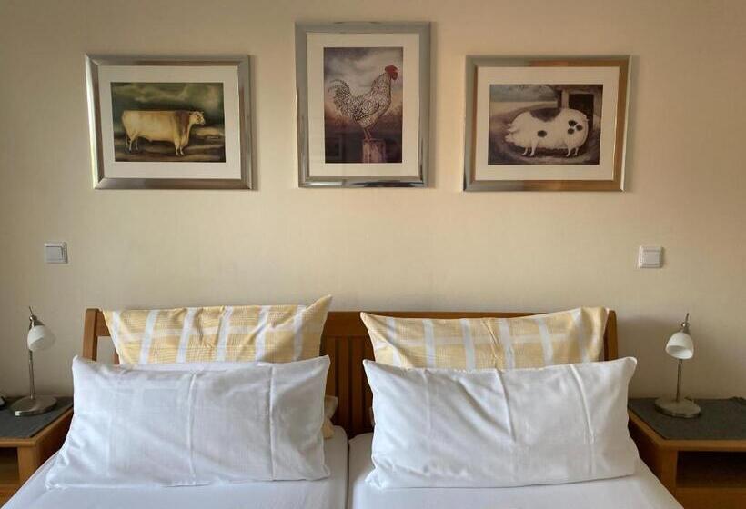 فندق صغير Landhaus Apartments