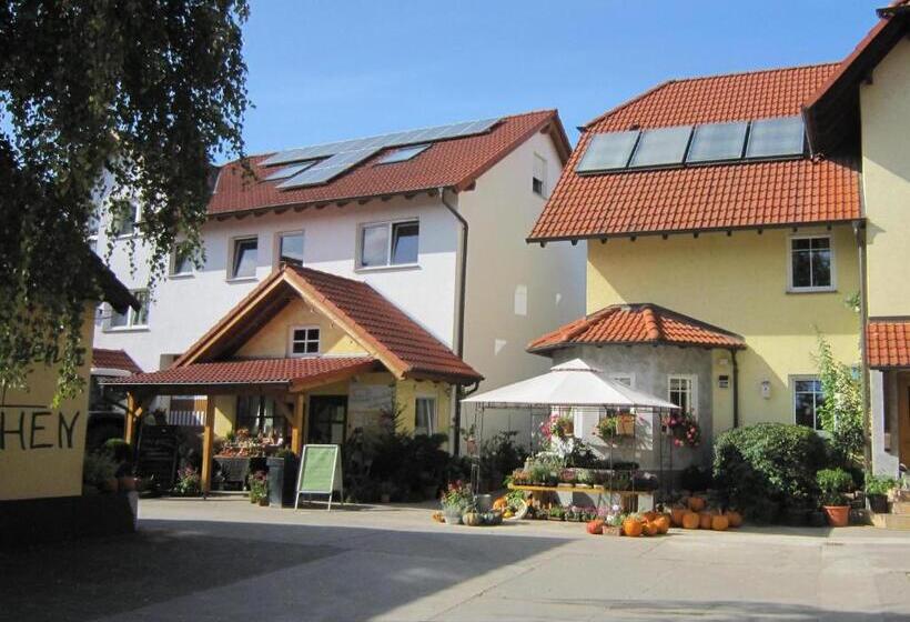 فندق صغير Landhaus Apartments