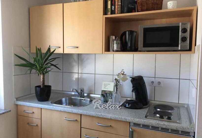 فندق صغير Landhaus Apartments