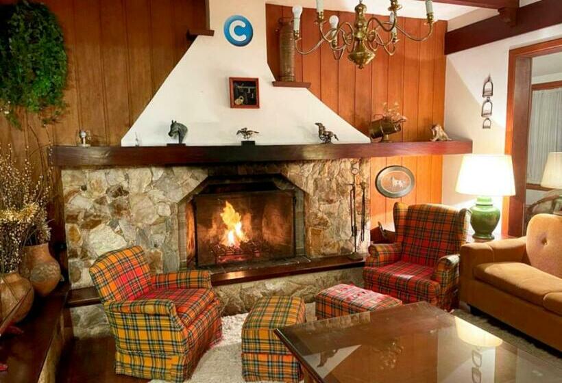 ユースホステル Pousada C Turismo