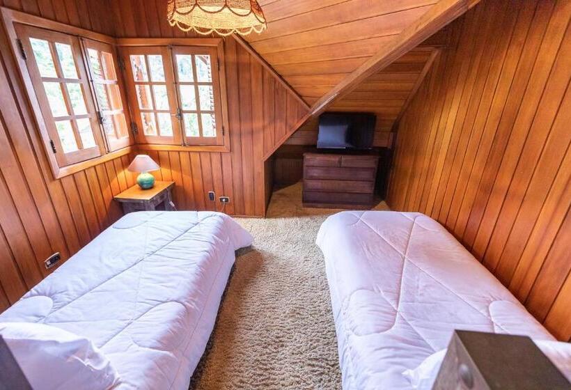 ユースホステル Pousada C Turismo