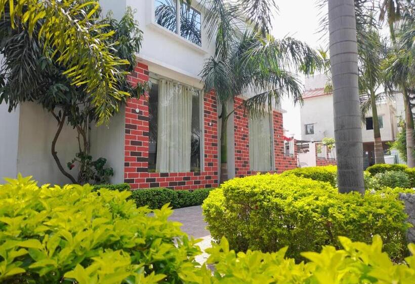 The Ashoka Resort & Banquets