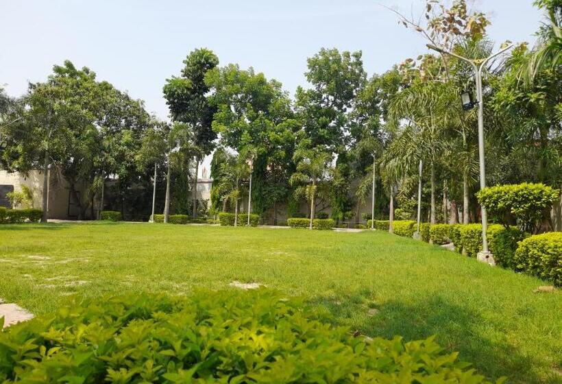 The Ashoka Resort & Banquets