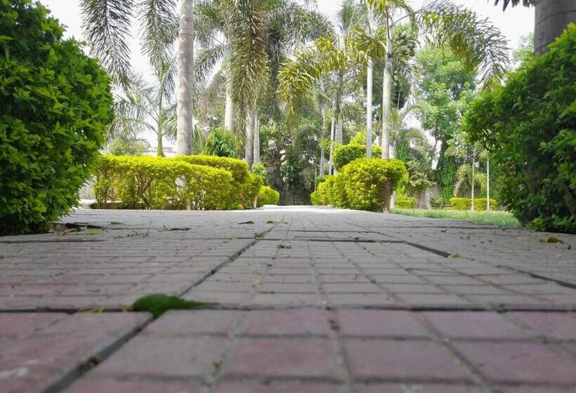 The Ashoka Resort & Banquets