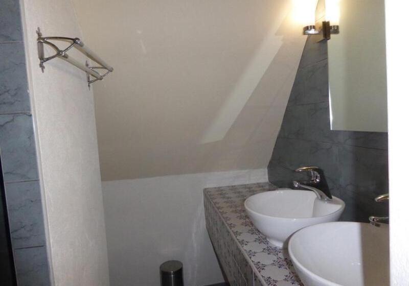 ベッドアンドブレックファースト Chambres D Hotes à La Chandelle