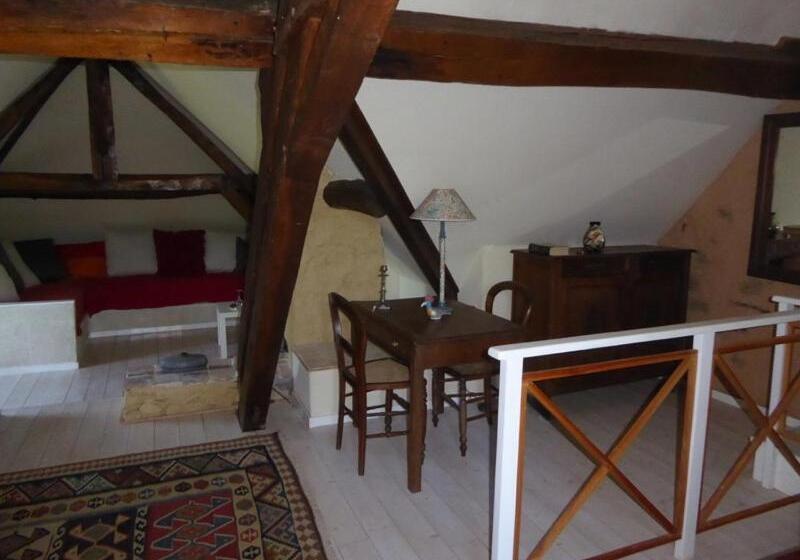 ベッドアンドブレックファースト Chambres D Hotes à La Chandelle