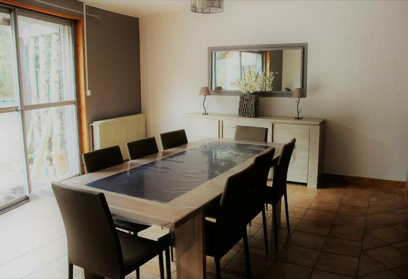 住宿加早餐 Gîte D étape Et Table D Hôtes Les Airelles