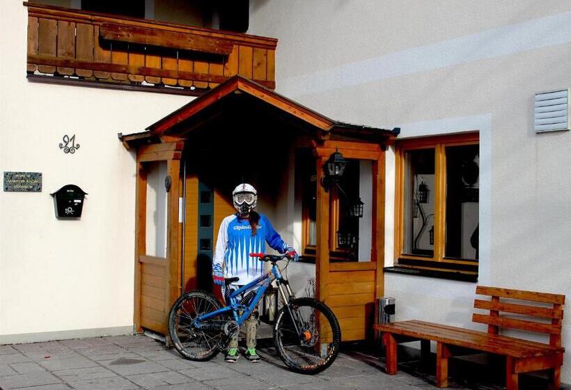 ベッドアンドブレックファースト Haus Tirol