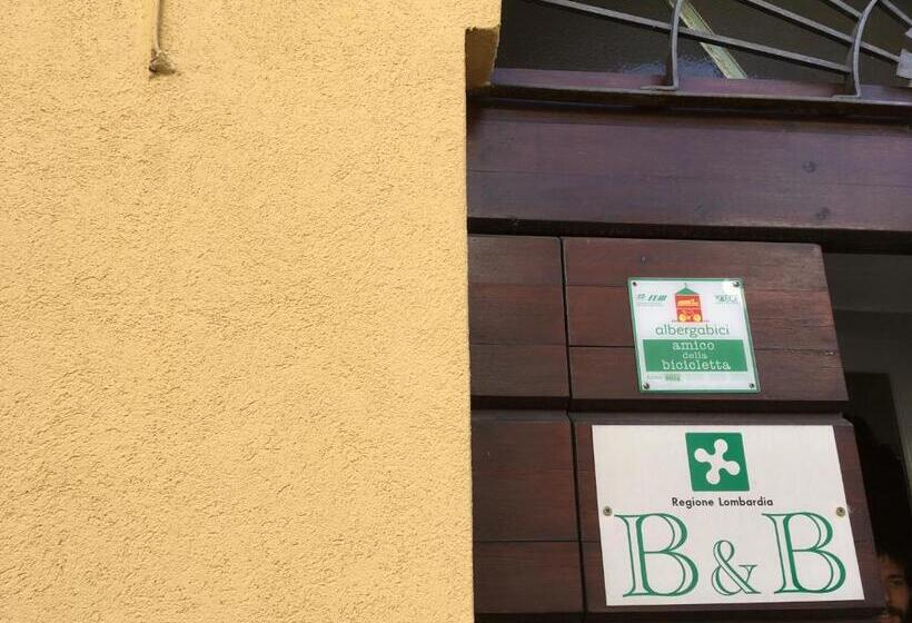 مبيت وإفطار Il Cortile   Casa D Artista