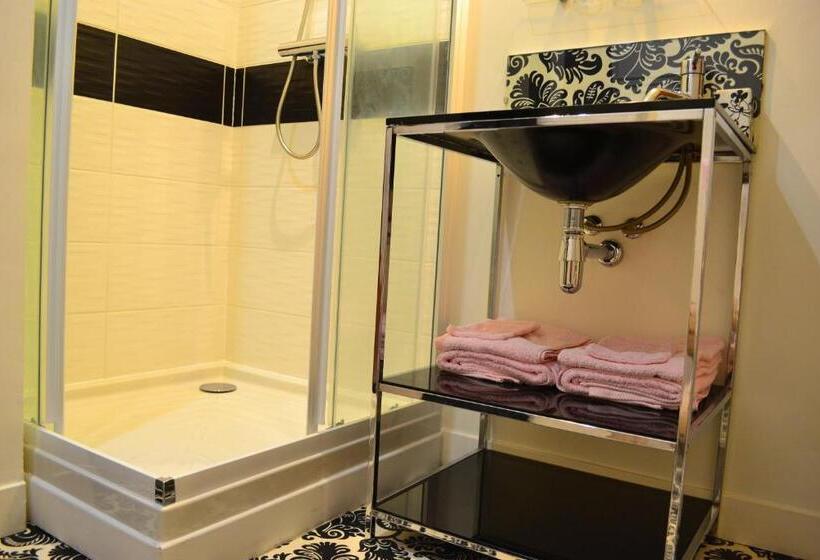 ベッドアンドブレックファースト La Cle De Saule