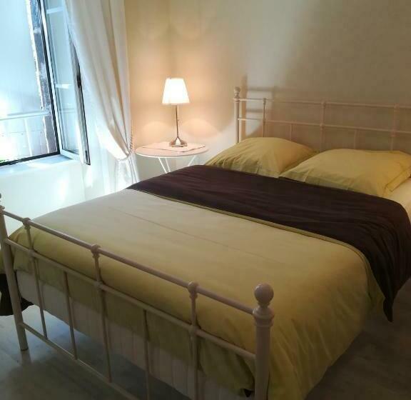 住宿加早餐  La Maison Près D Aurillac