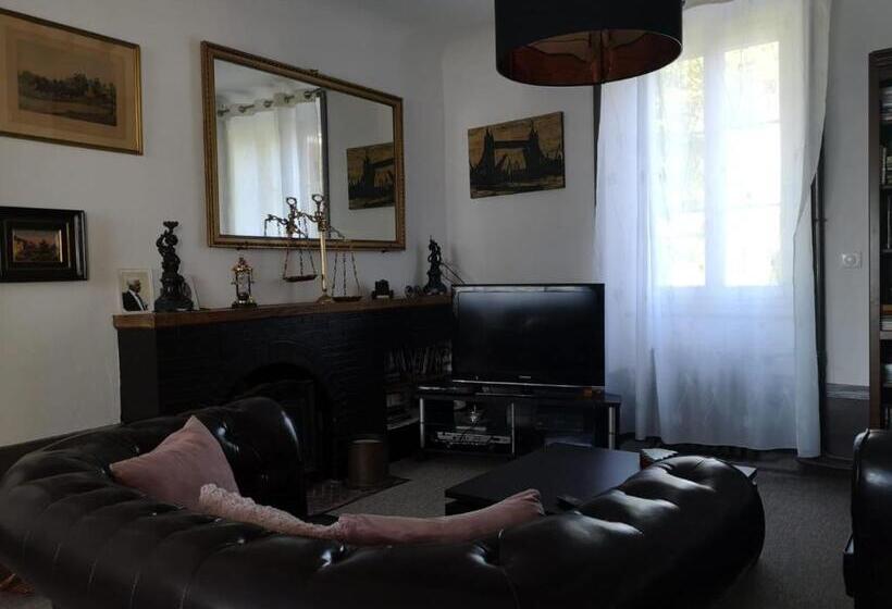 مبيت وإفطار La Morgiane