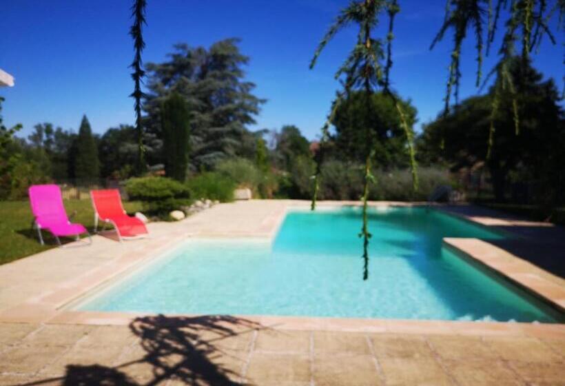 مبيت وإفطار La Morgiane