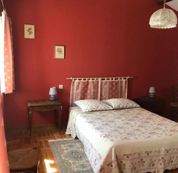 민박 La Raymondiere