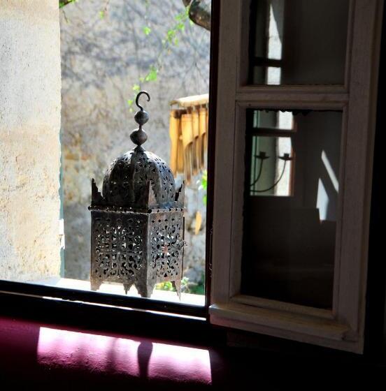 مبيت وإفطار La Voûte De Lapparan