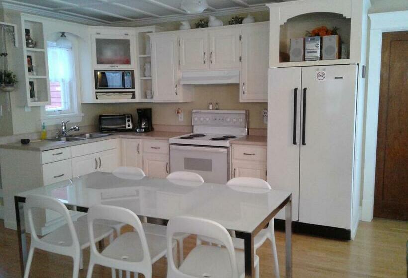 ベッドアンドブレックファースト Le Gîte Du Coteau